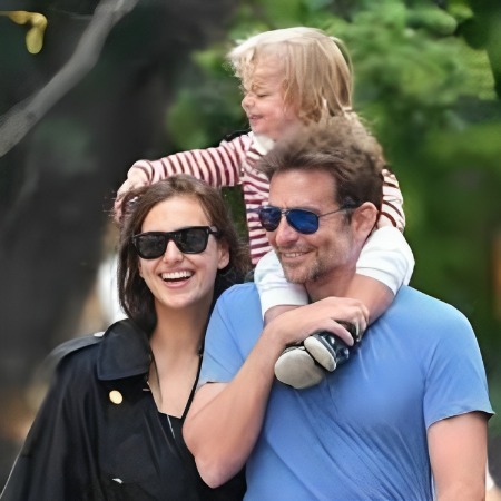 Bradley Cooper and Irina Shayk with their daughter  Lea De Seine.
